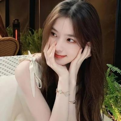 独家爆料：天王之女晒豪宅名表，学校展开调查，凌晨
